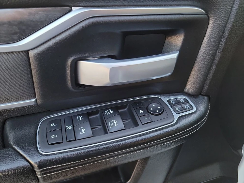 2024 Ram 2500 - Image 14 of 21