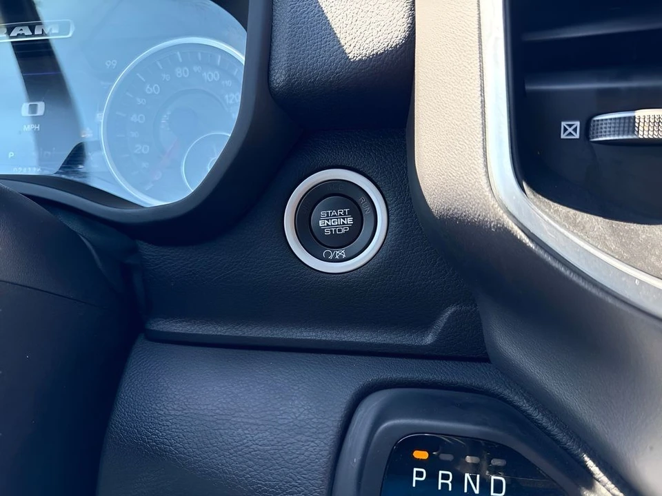 2024 Ram 2500 - Image 21 of 31