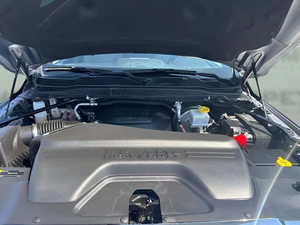 2024 Ram 2500 - Image 18 of 20