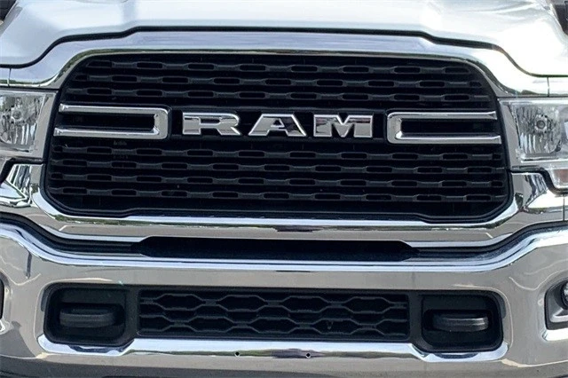 2024 Ram 2500 - Image 9 of 12