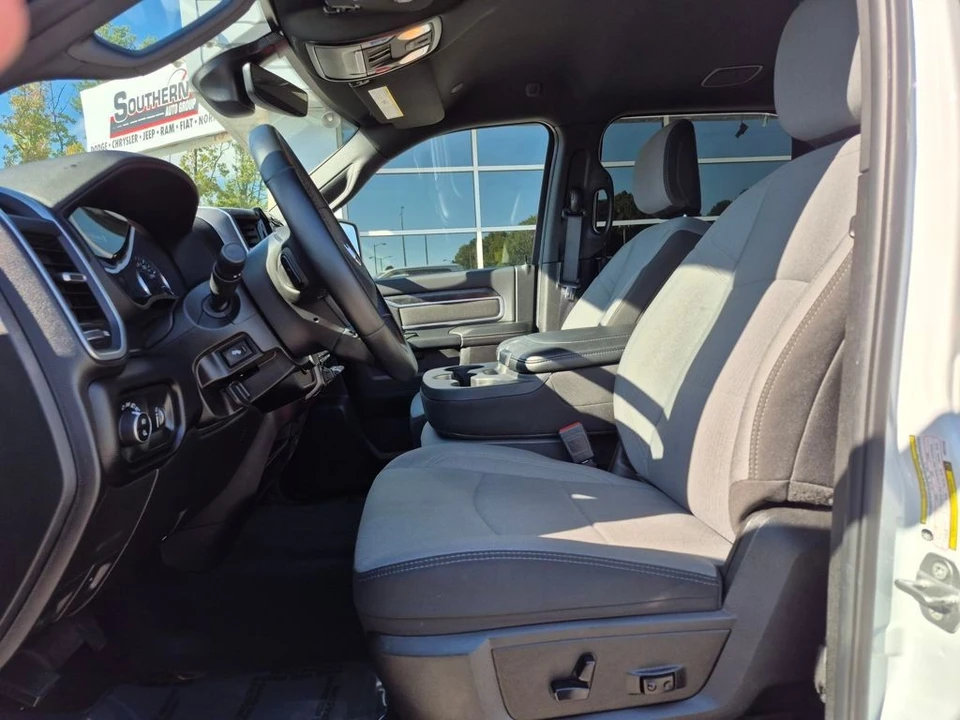 2024 Ram 2500 - Image 2 of 12