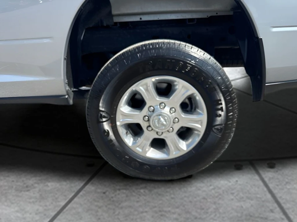 2024 Ram 2500 - Image 29 of 31