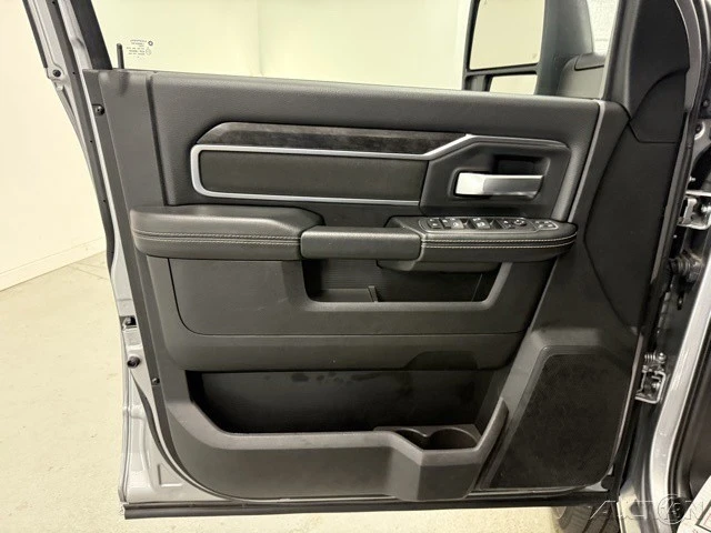 2024 Ram 2500 - Image 10 of 19