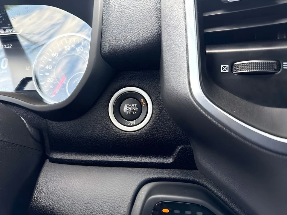 2024 Ram 2500 - Image 21 of 31