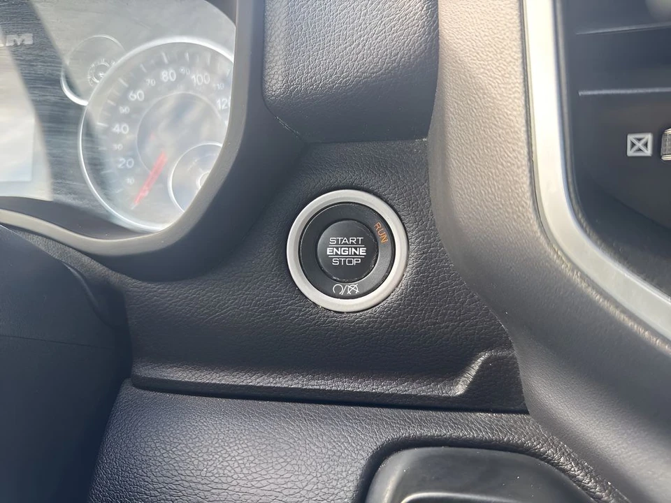 2024 Ram 2500 - Image 19 of 21