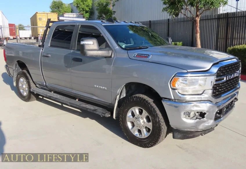 2024 Ram 2500 - Image 2 of 31