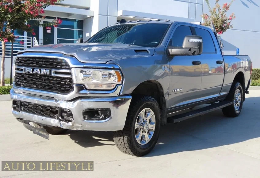 2024 Ram 2500 - Image 3 of 31