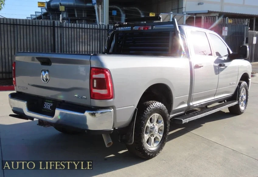 2024 Ram 2500 - Image 10 of 31