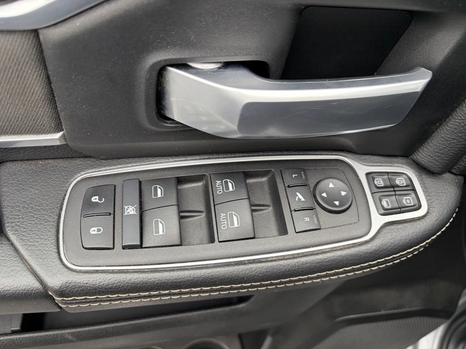 2024 Ram 2500 - Image 9 of 12