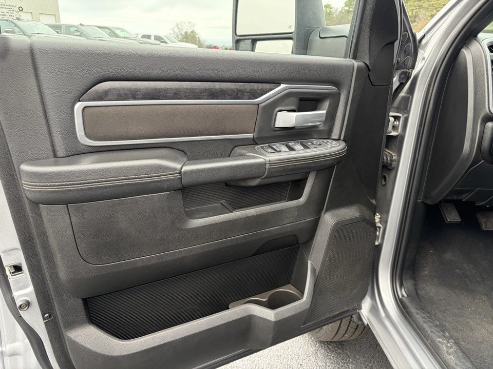 2024 Ram 2500 - Image 10 of 12