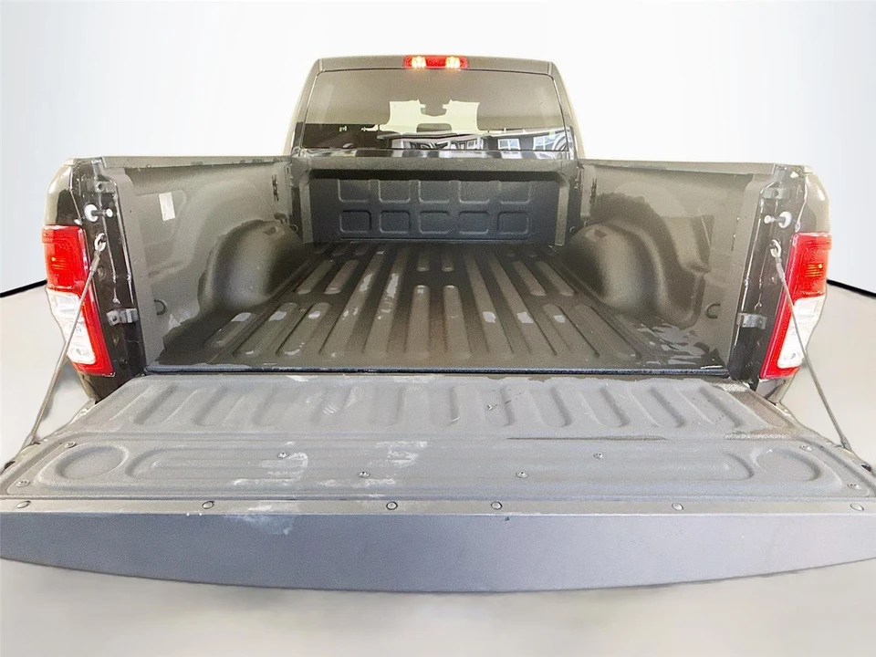 2024 Ram 2500 - Image 15 of 30