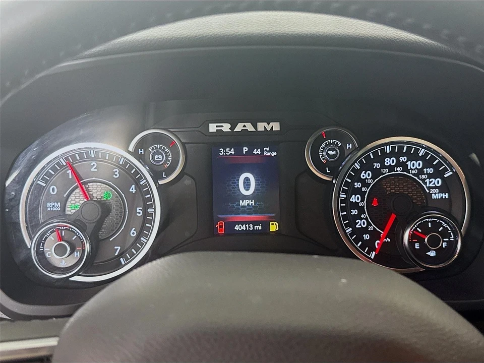 2024 Ram 2500 - Image 4 of 30