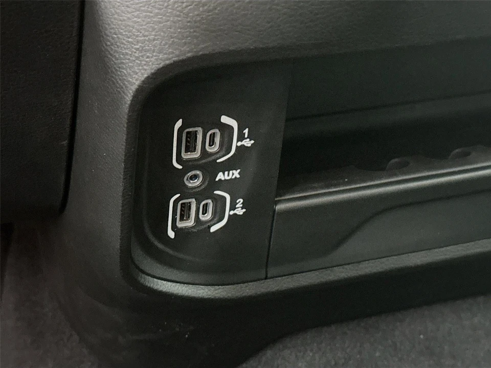 2024 Ram 2500 - Image 10 of 30