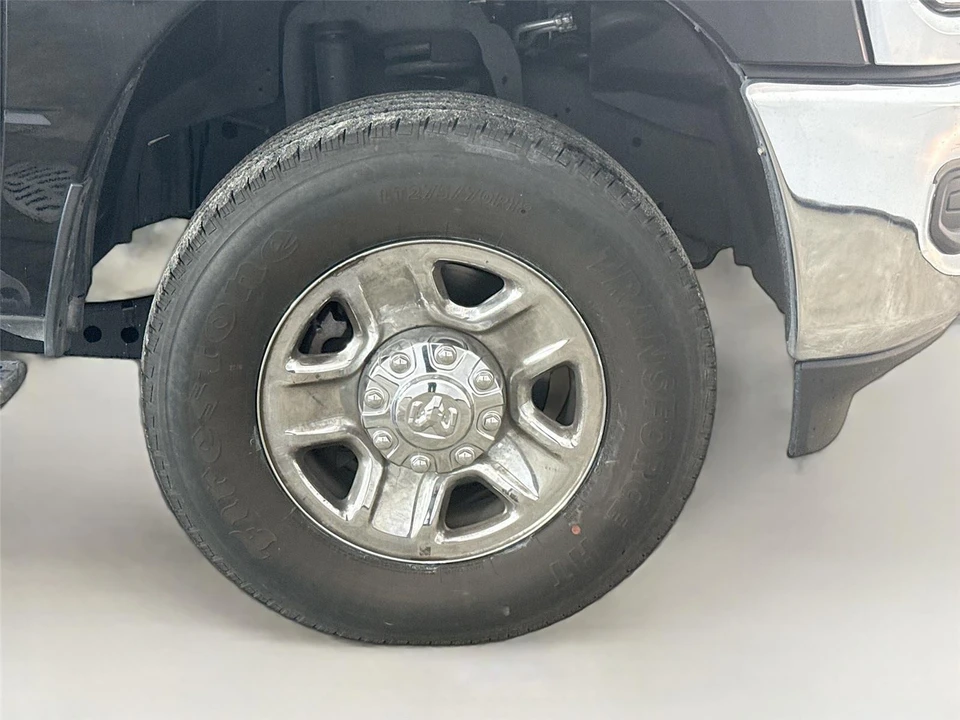 2024 Ram 2500 - Image 25 of 30