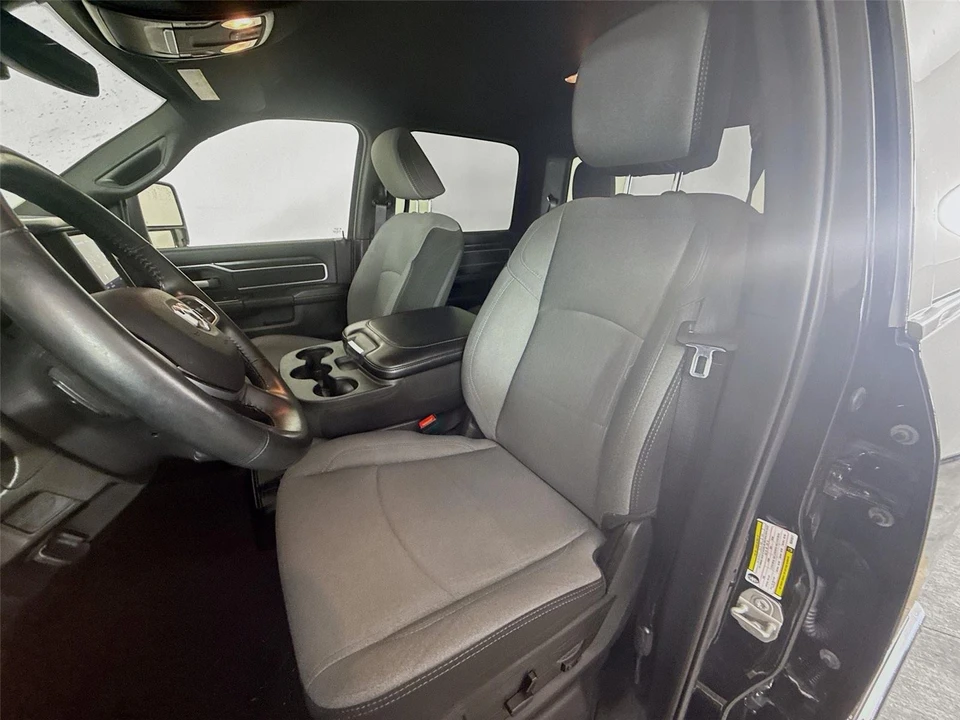 2024 Ram 2500 - Image 2 of 30