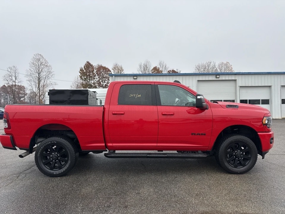 2024 Ram 2500 - Image 4 of 7