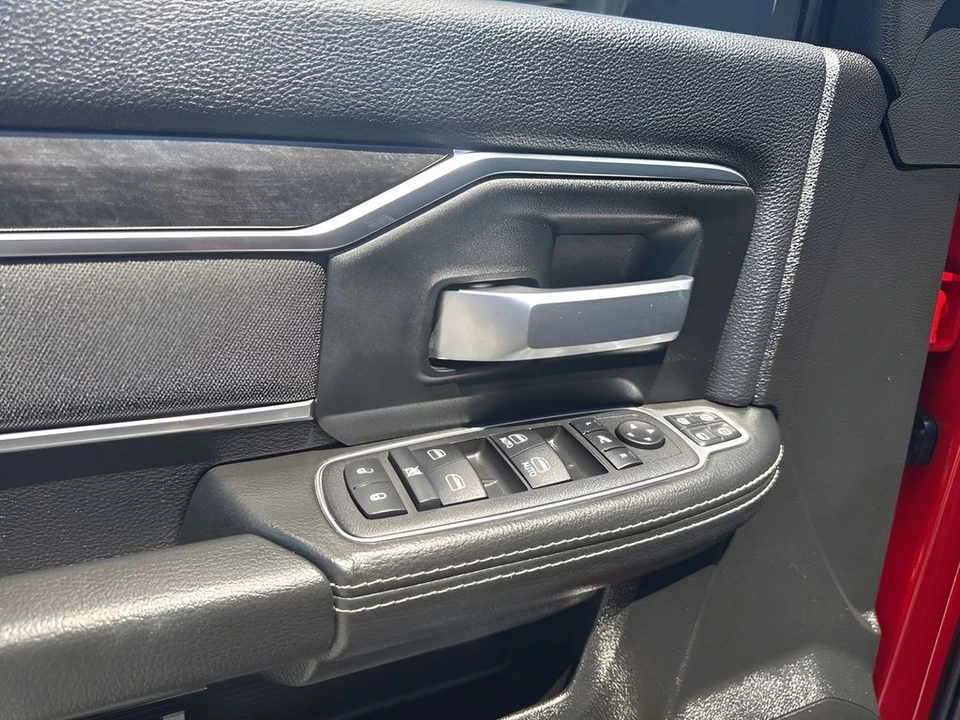 2024 Ram 2500 - Image 27 of 31