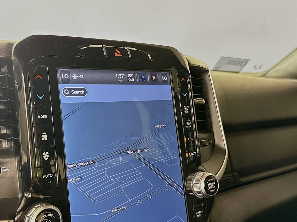 2024 Ram 2500 - Image 16 of 21