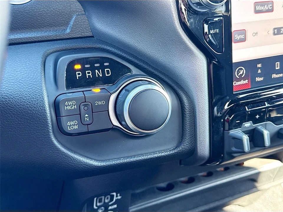 2024 Ram 2500 - Image 17 of 21