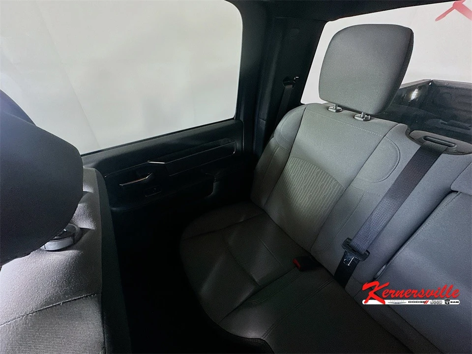2024 Ram 2500 - Image 12 of 21