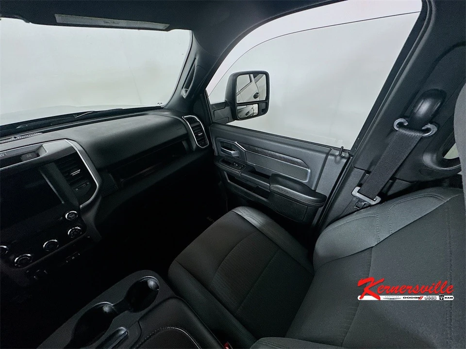 2024 Ram 2500 - Image 11 of 21