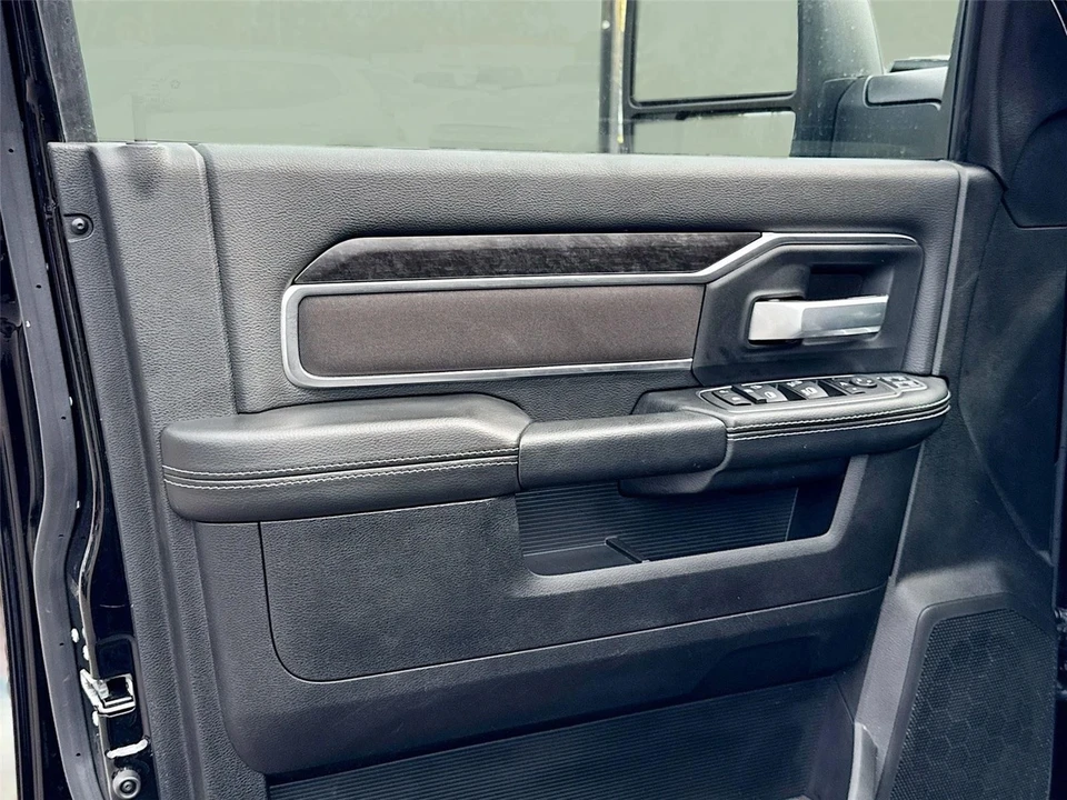 2024 Ram 2500 - Image 18 of 21