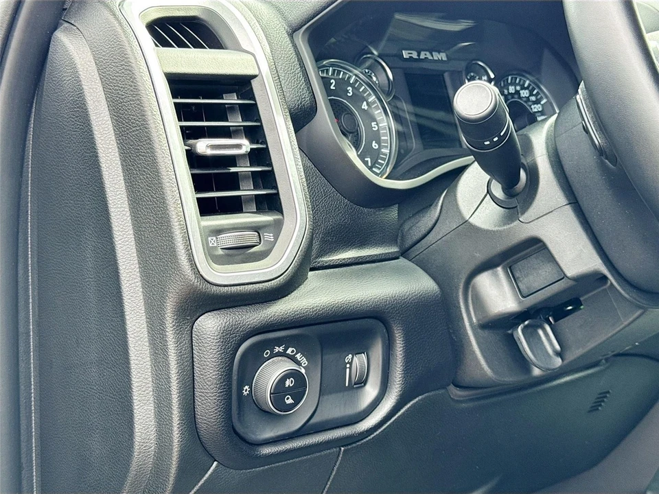 2024 Ram 2500 - Image 10 of 21