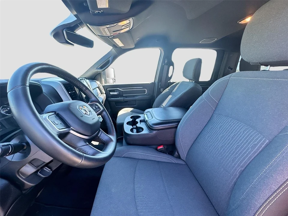 2024 Ram 2500 - Image 15 of 16