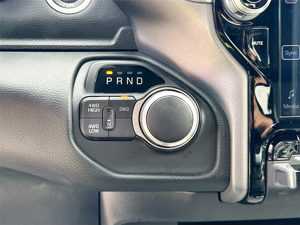 2024 Ram 2500 - Image 17 of 21