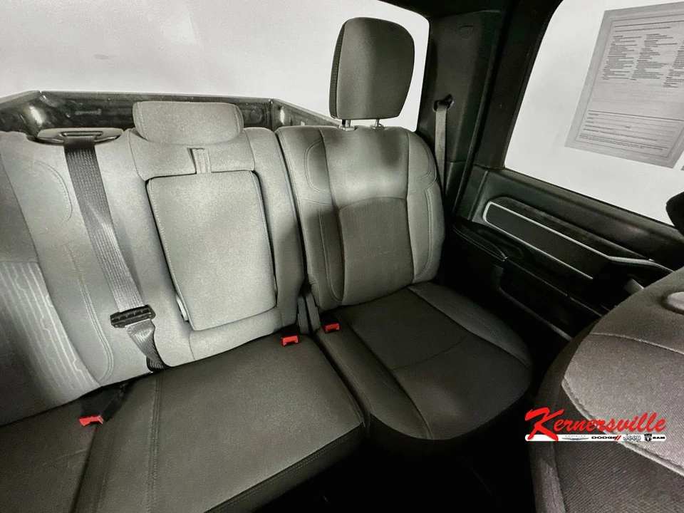 2024 Ram 2500 - Image 14 of 24