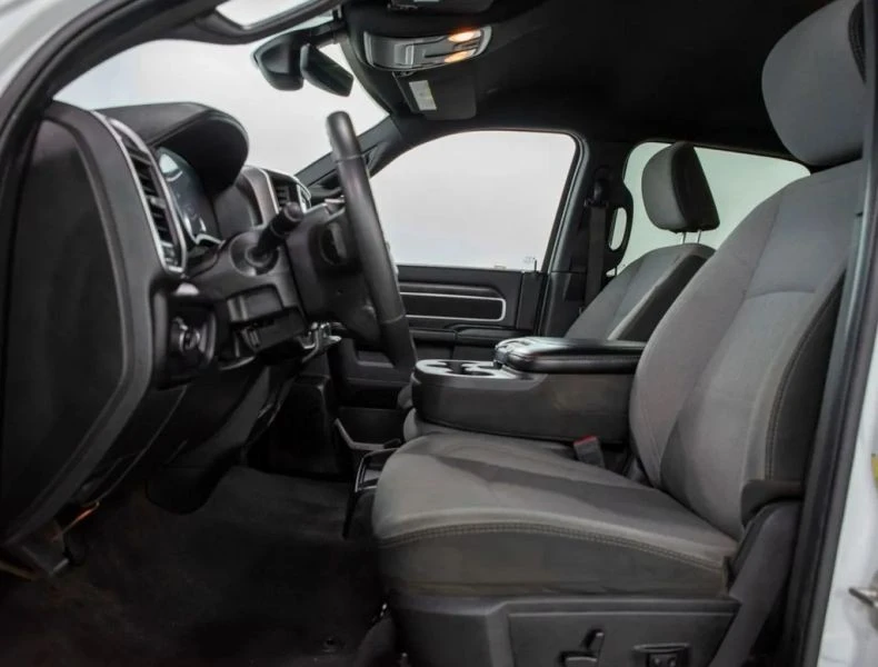 2024 Ram 2500 - Image 9 of 12