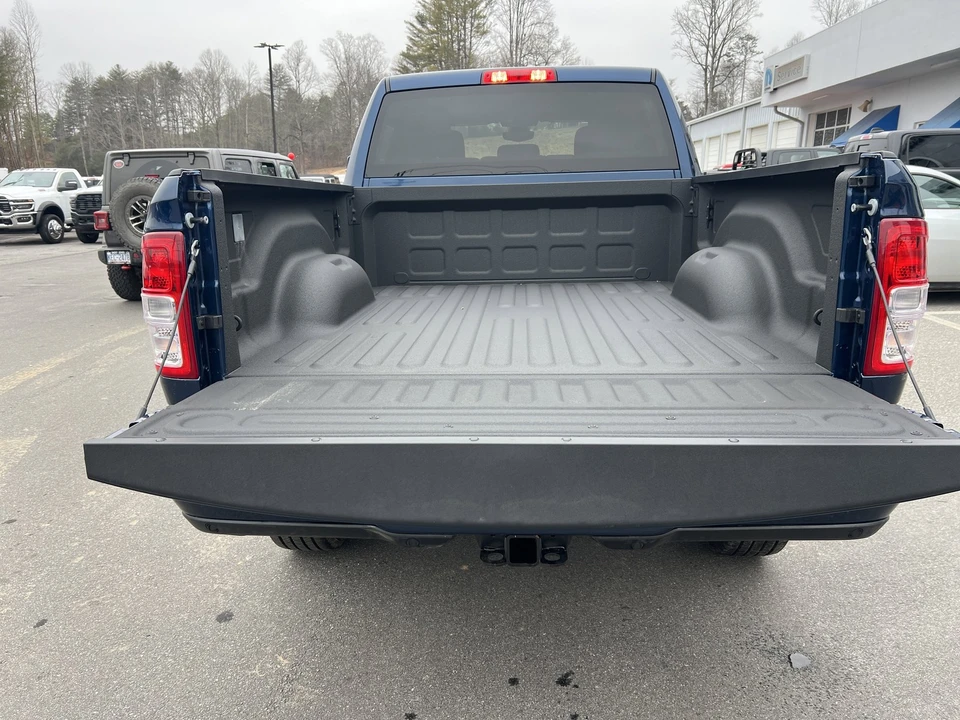 2024 Ram 2500 - Image 11 of 12