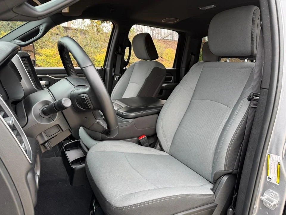 2024 Ram 2500 - Image 17 of 21
