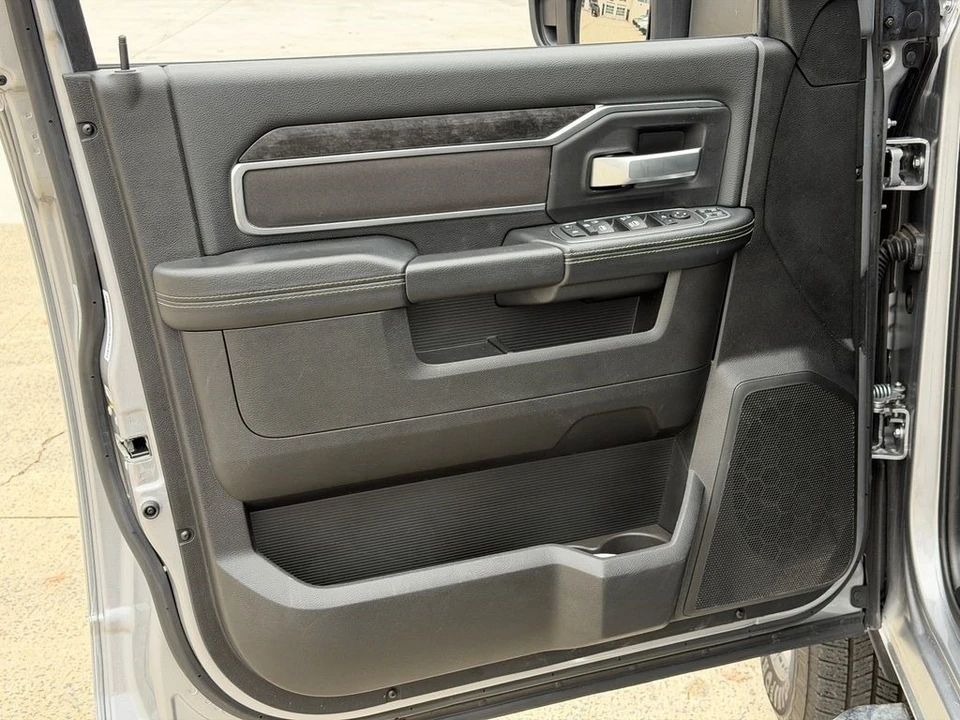 2024 Ram 2500 - Image 14 of 21