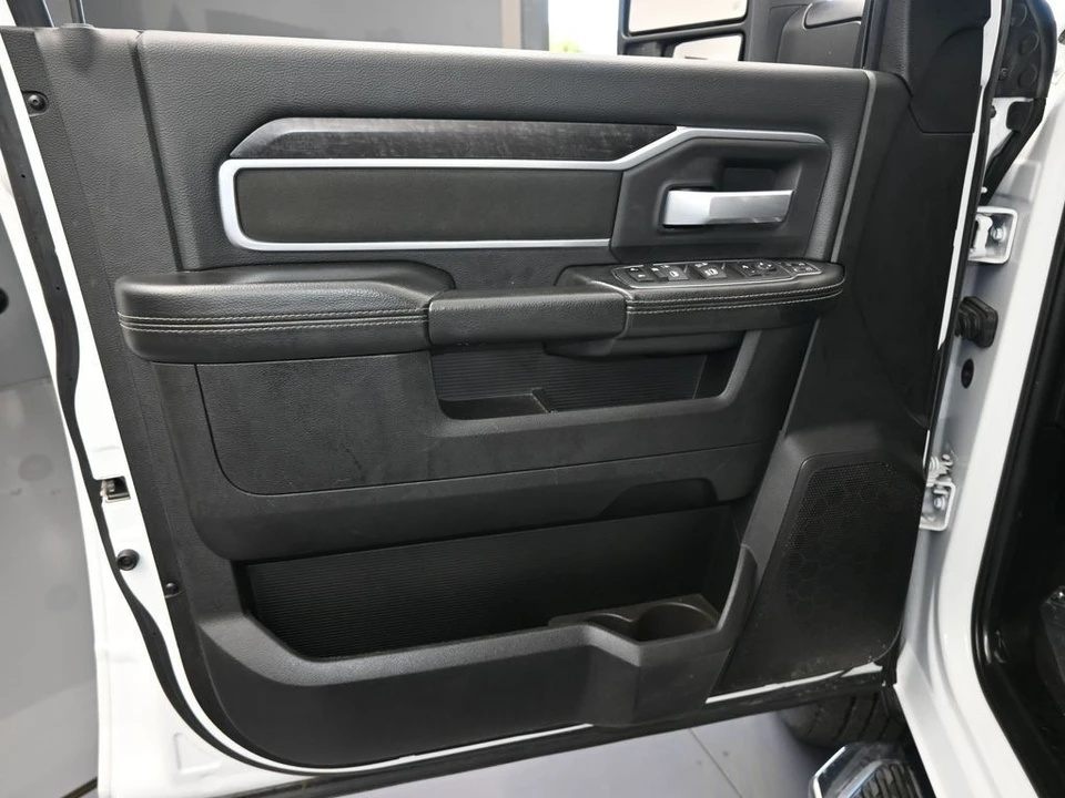 2024 Ram 2500 - Image 11 of 12