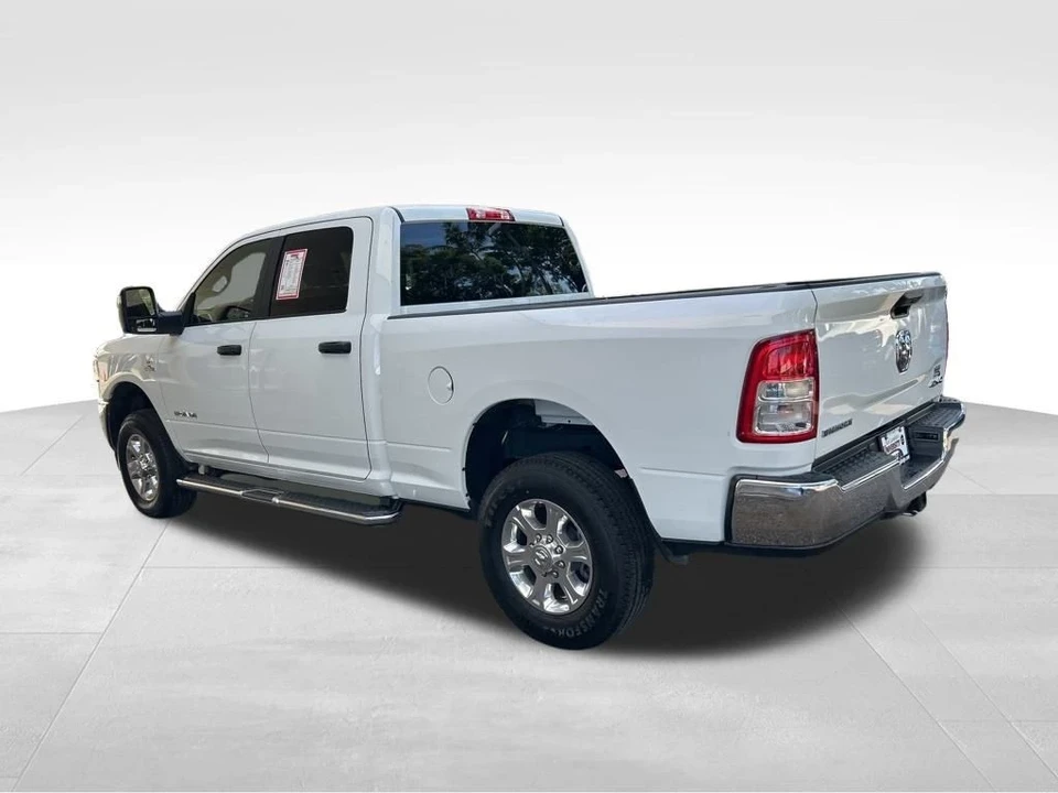 2024 Ram 2500 - Image 4 of 12