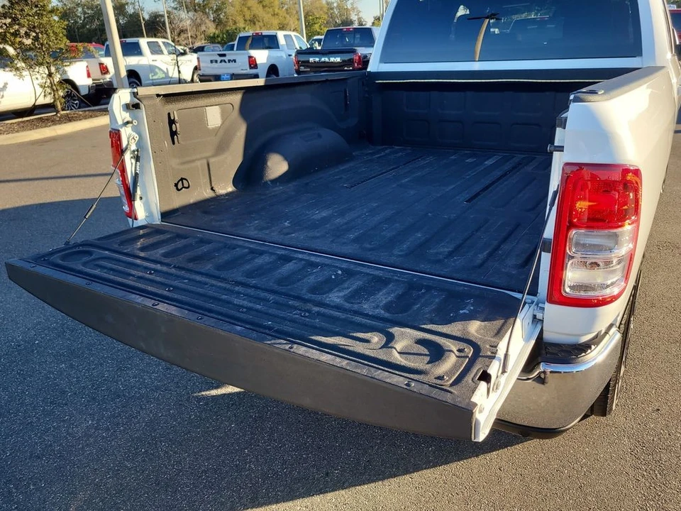 2024 Ram 2500 - Image 9 of 12