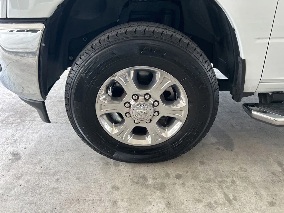 2024 Ram 2500 - Image 12 of 12
