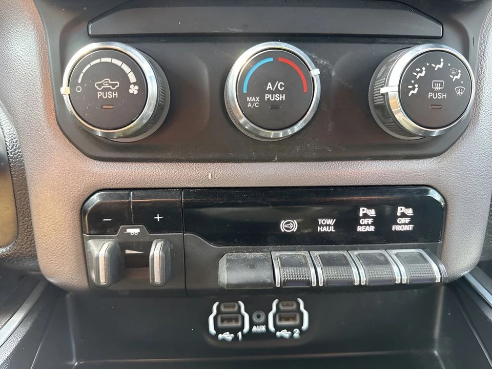 2024 Ram 2500 - Image 17 of 31
