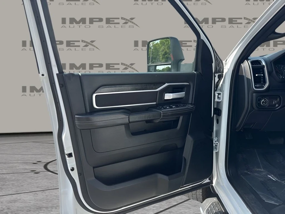 2024 Ram 2500 - Image 23 of 31