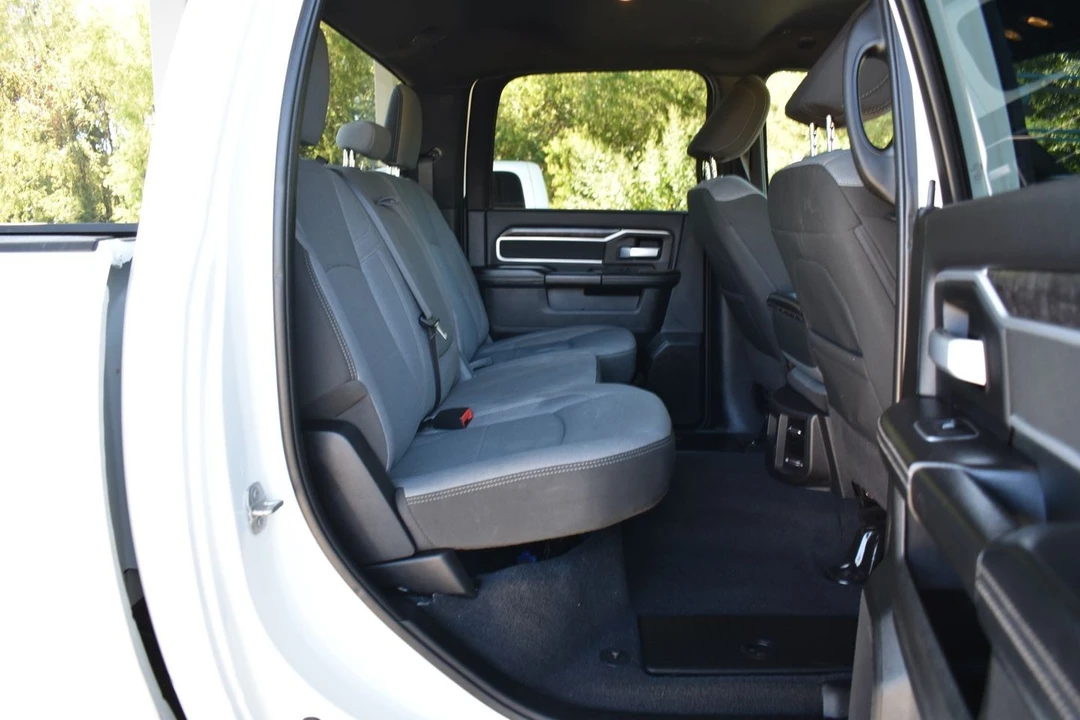 2024 Ram 2500 - Image 11 of 16