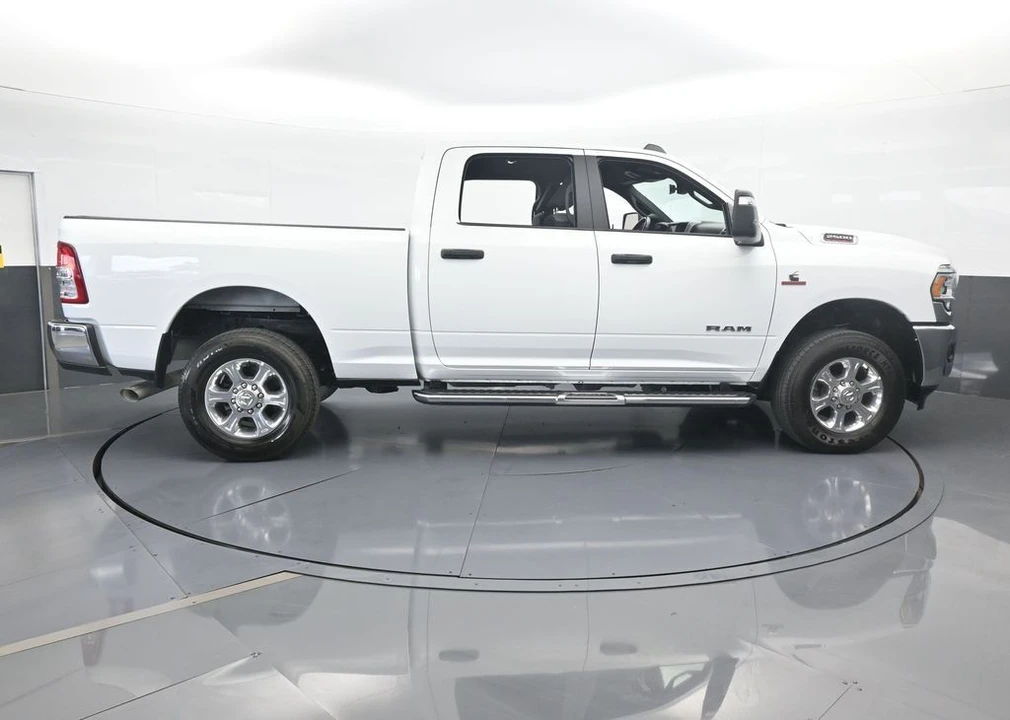 2024 Ram 2500 - Image 7 of 12