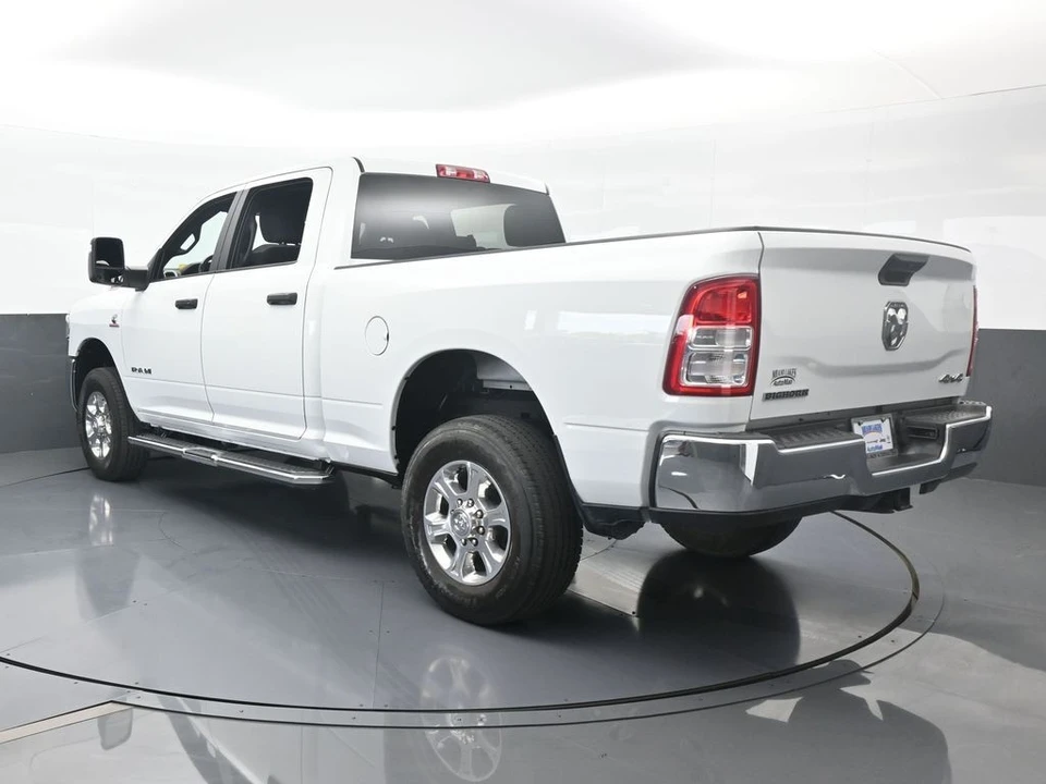 2024 Ram 2500 - Image 4 of 12