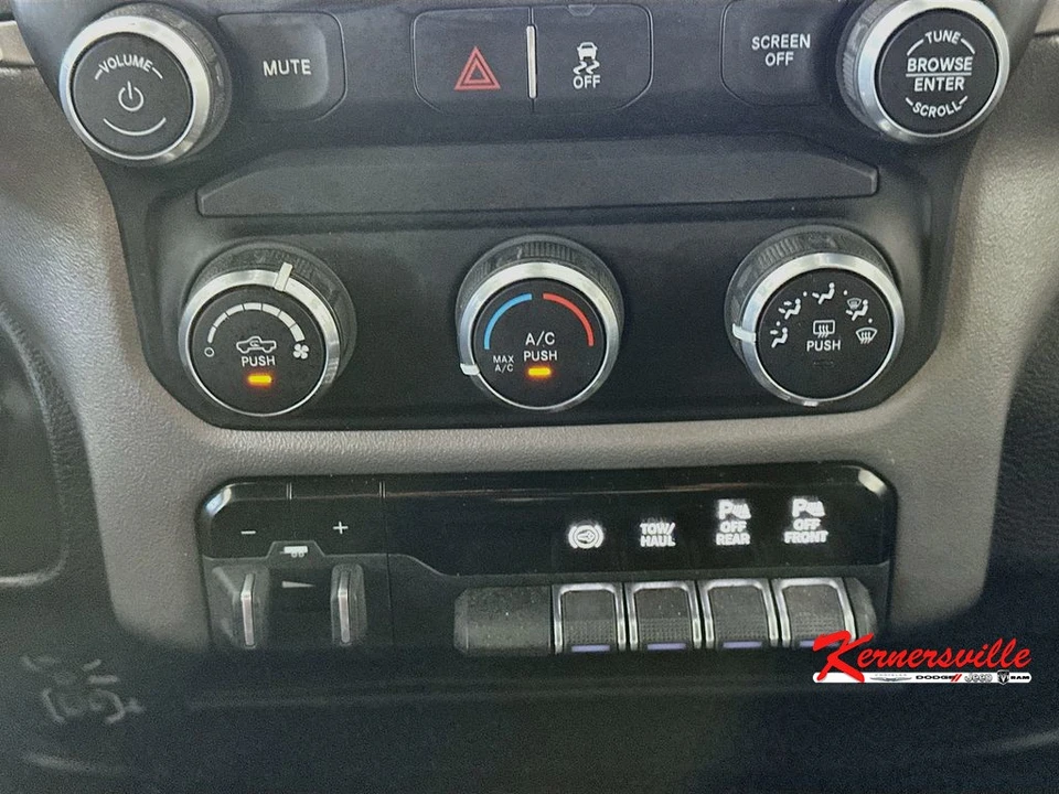 2024 Ram 2500 - Image 18 of 24