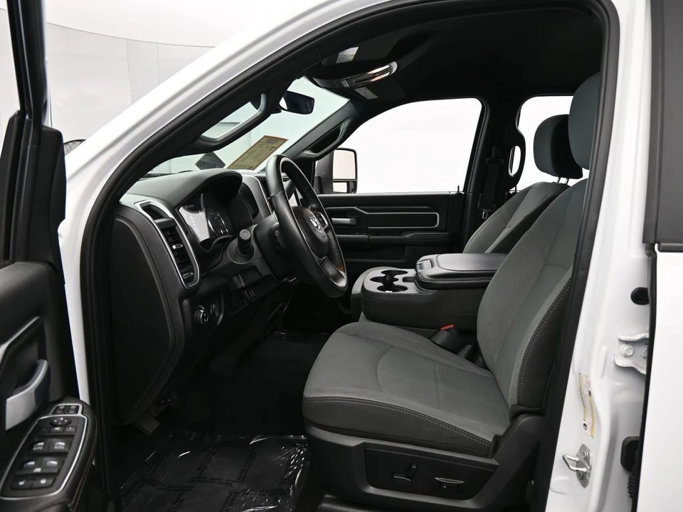 2024 Ram 2500 - Image 11 of 12