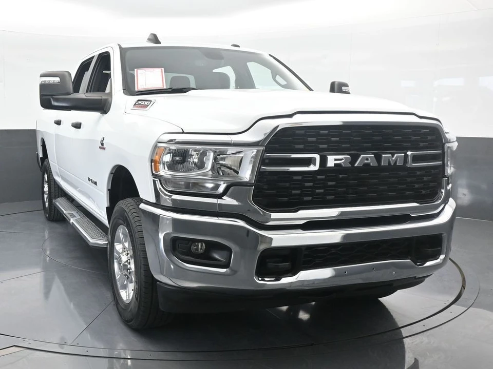 2024 Ram 2500 - Image 9 of 12