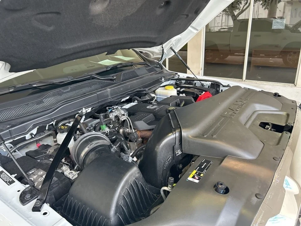 2024 Ram 2500 - Image 10 of 12