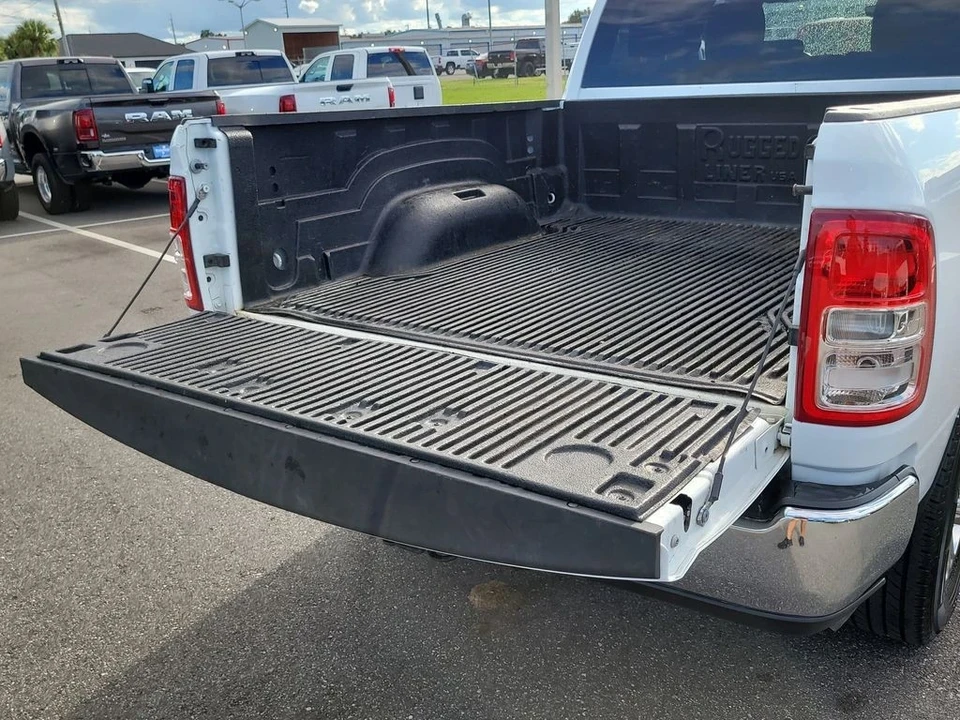 2024 Ram 2500 - Image 9 of 21