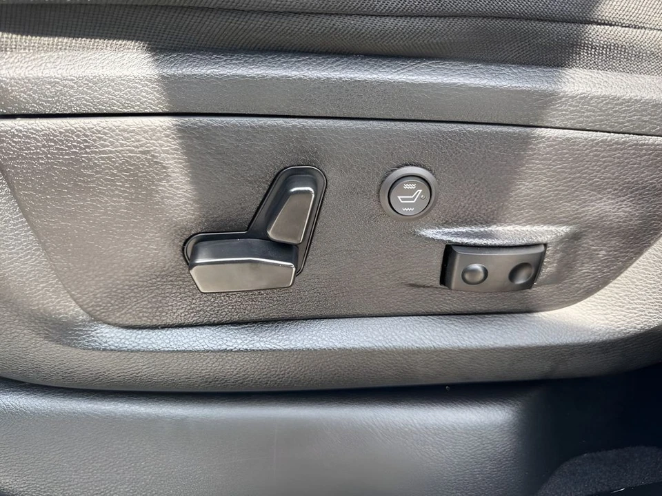2024 Ram 2500 - Image 10 of 21
