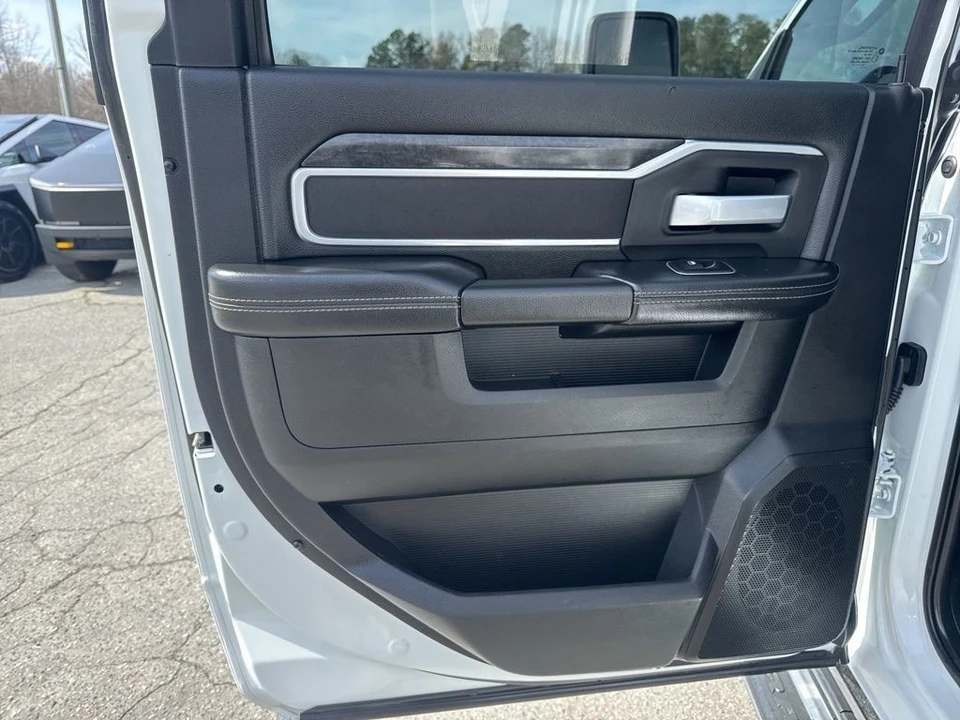 2024 Ram 2500 - Image 26 of 31